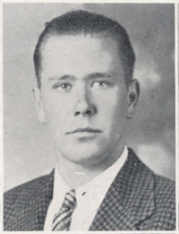 Senior portrait of Thomas C. Cunningham, from the 1939 Hoofprint