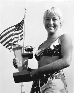 Linda Benson with trophy