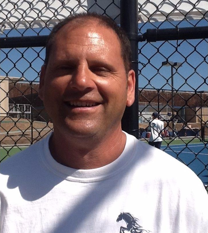 Joe in front of courts